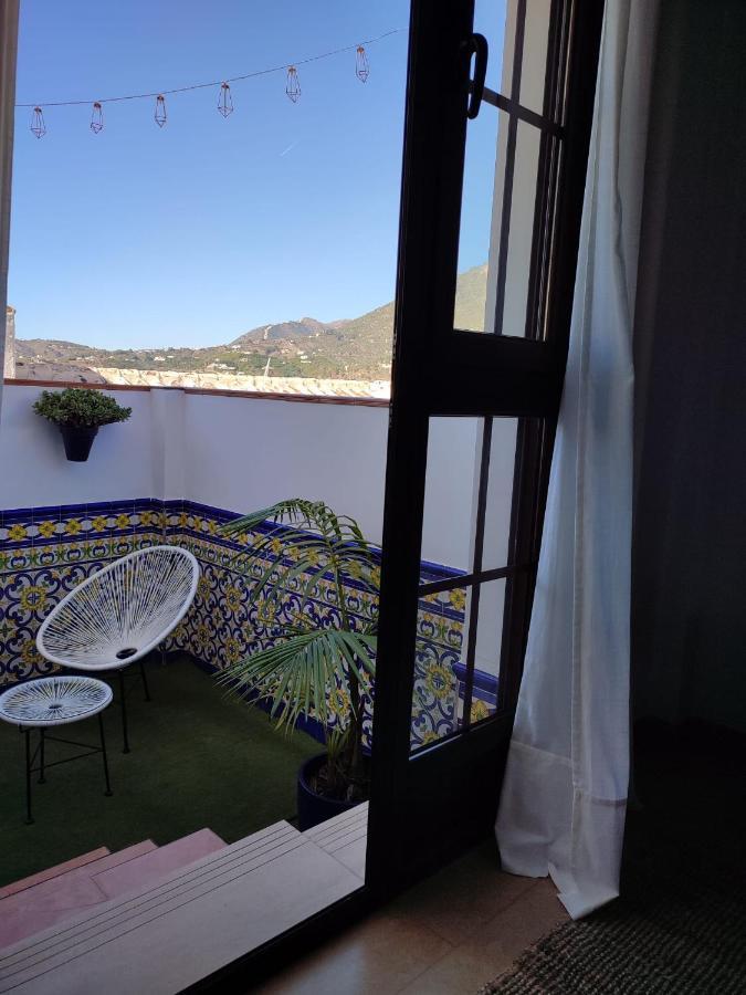Vista Almijara Apartment Фригиляна Екстериор снимка